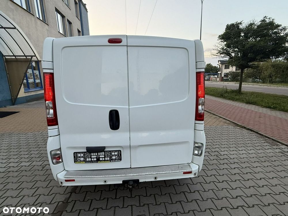 Renault Trafic - 10