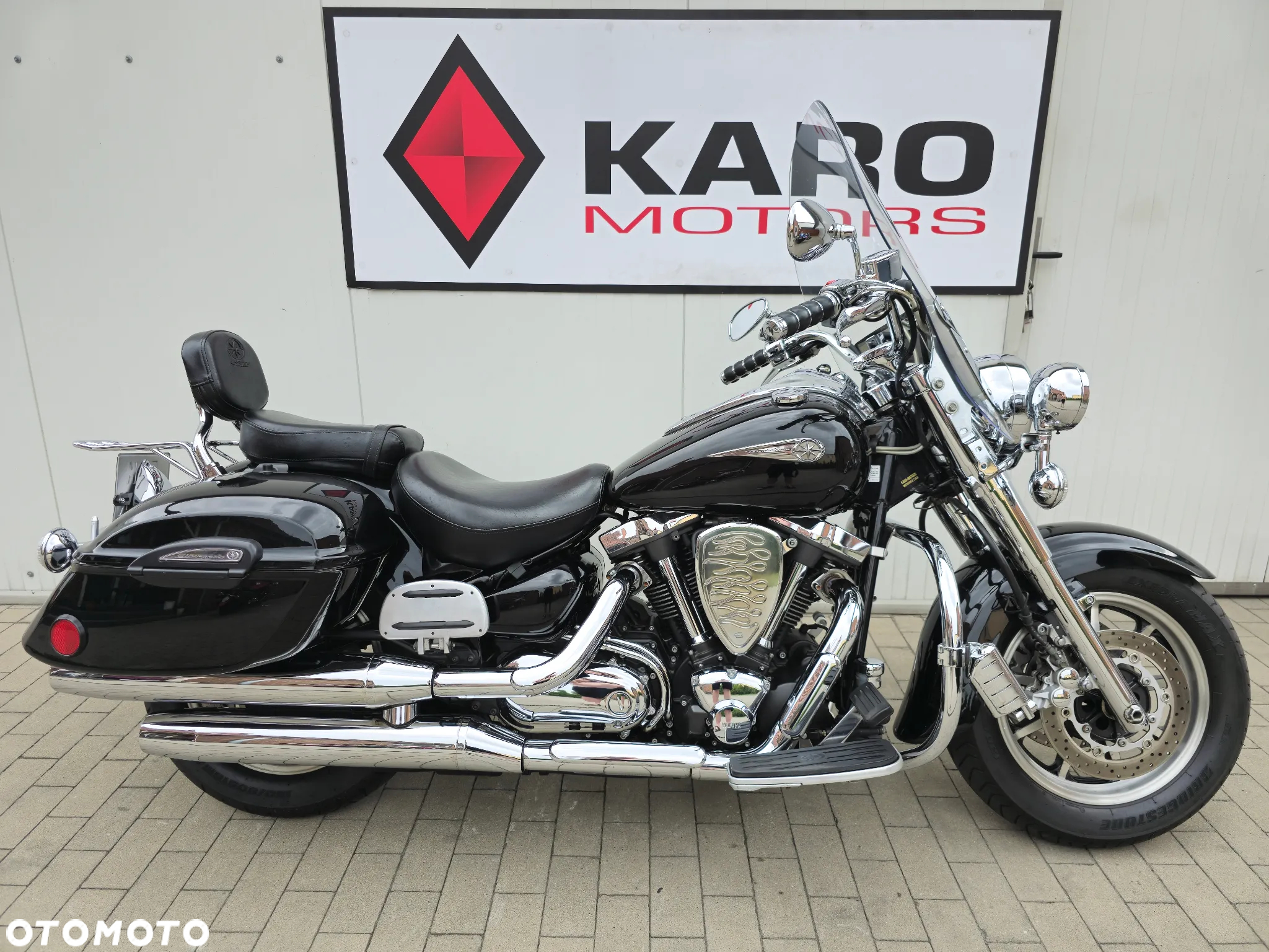Yamaha Road Star - 2