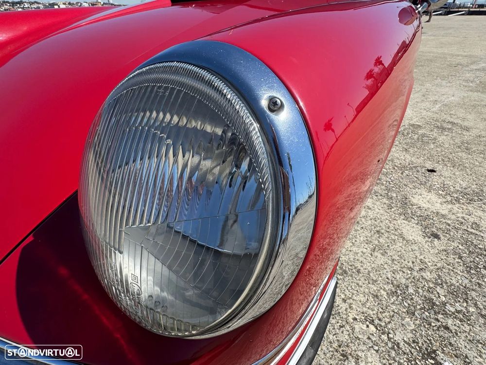 Porsche 911 Série F - 24