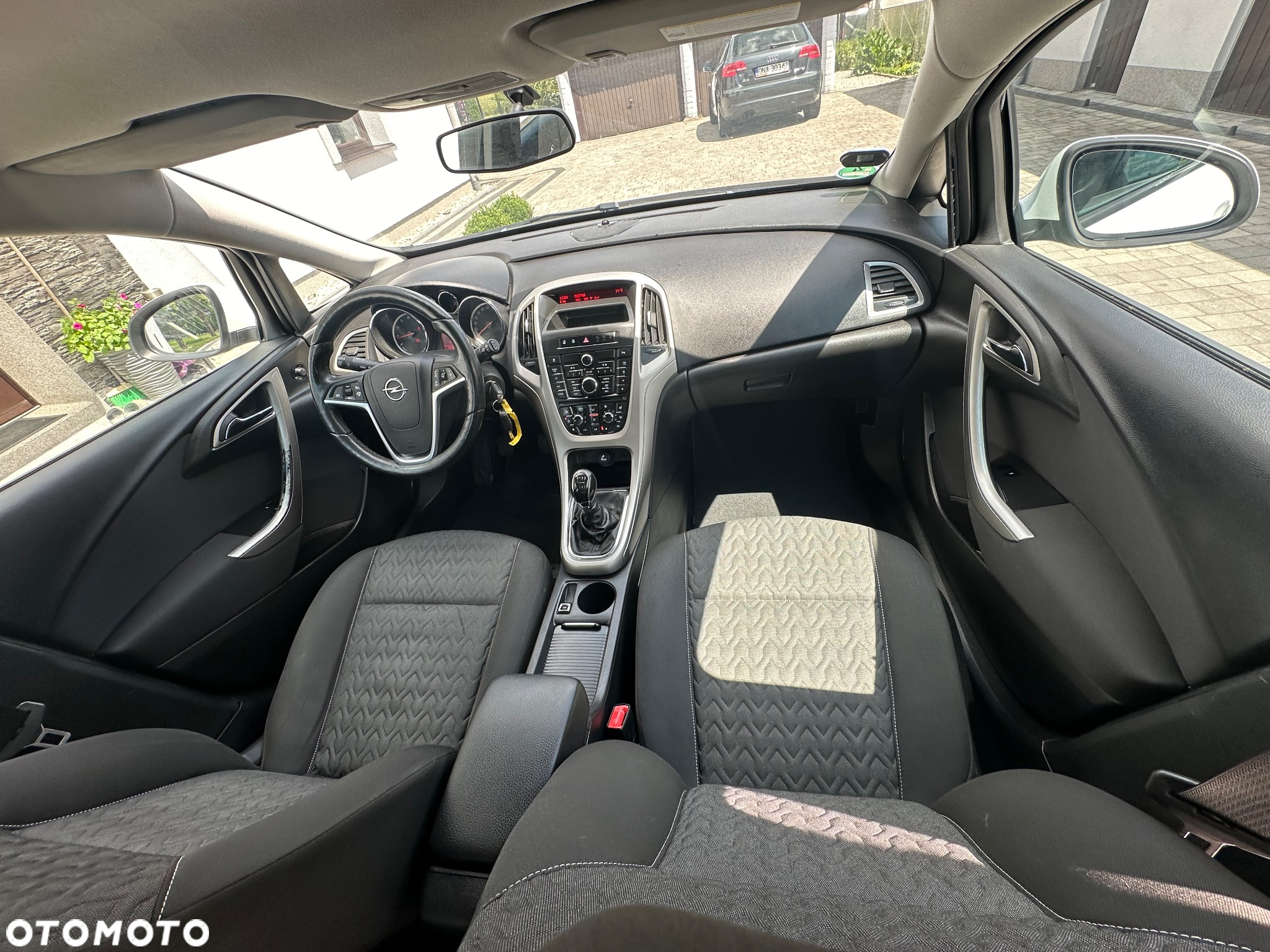 Opel Astra 1.4 Turbo Active - 27
