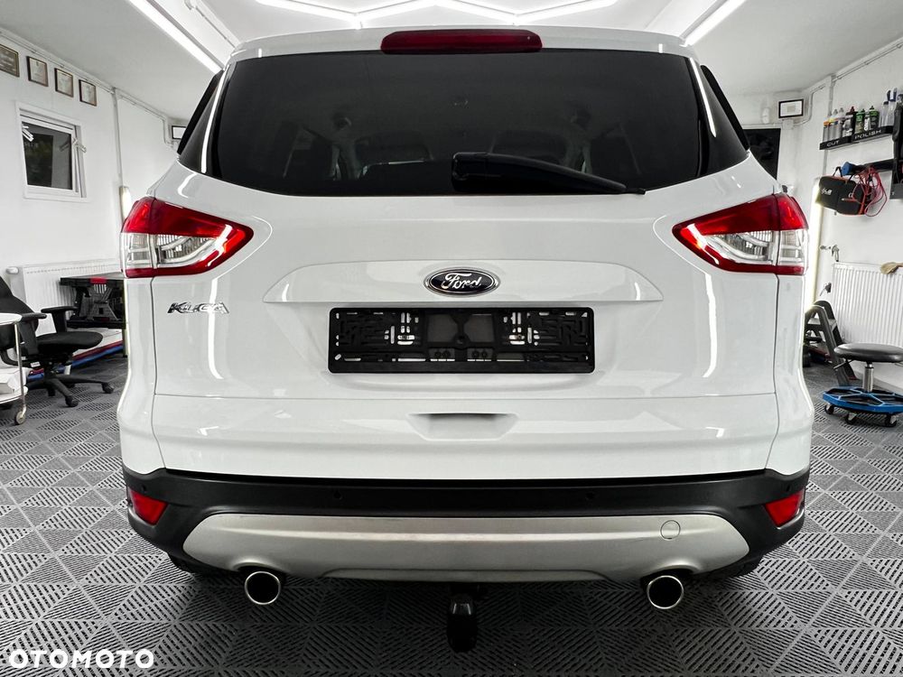 Ford Kuga - 28