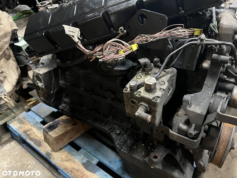 Części silnika kompresor i inne mam tgm LFL53 240km - 1