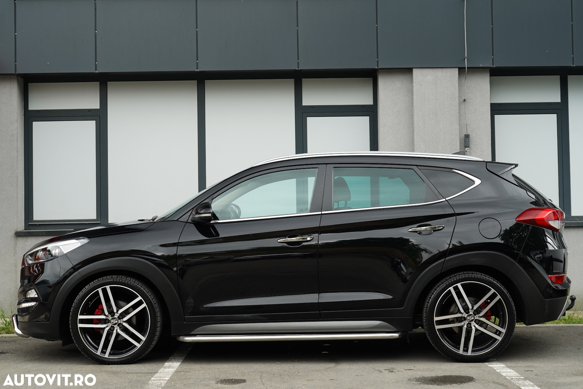 Hyundai Tucson 2.0 CRDI 4WD 6MT Premium - 22