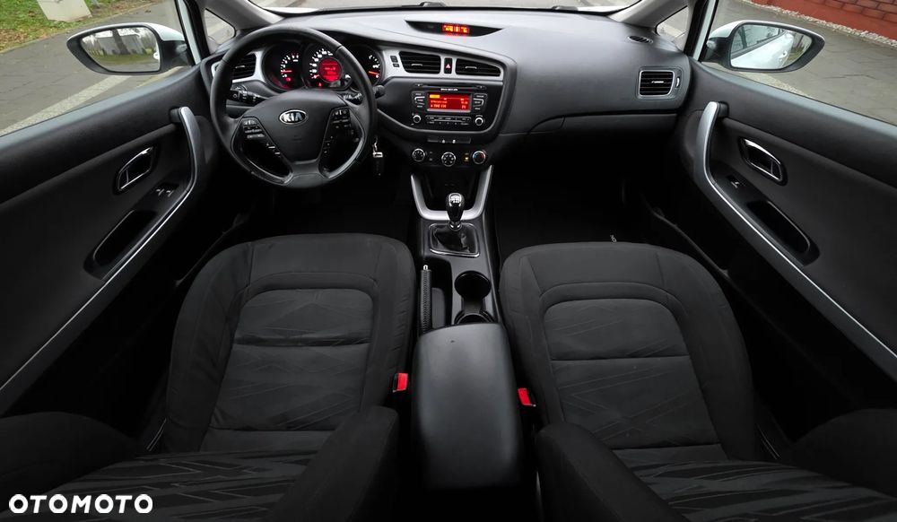 Kia ProCeed 1.4 CRDI M - 17