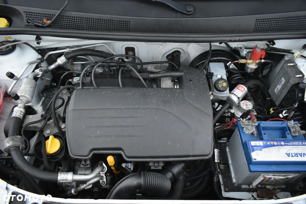 Dacia Logan 1.2 16V Laureate - 19