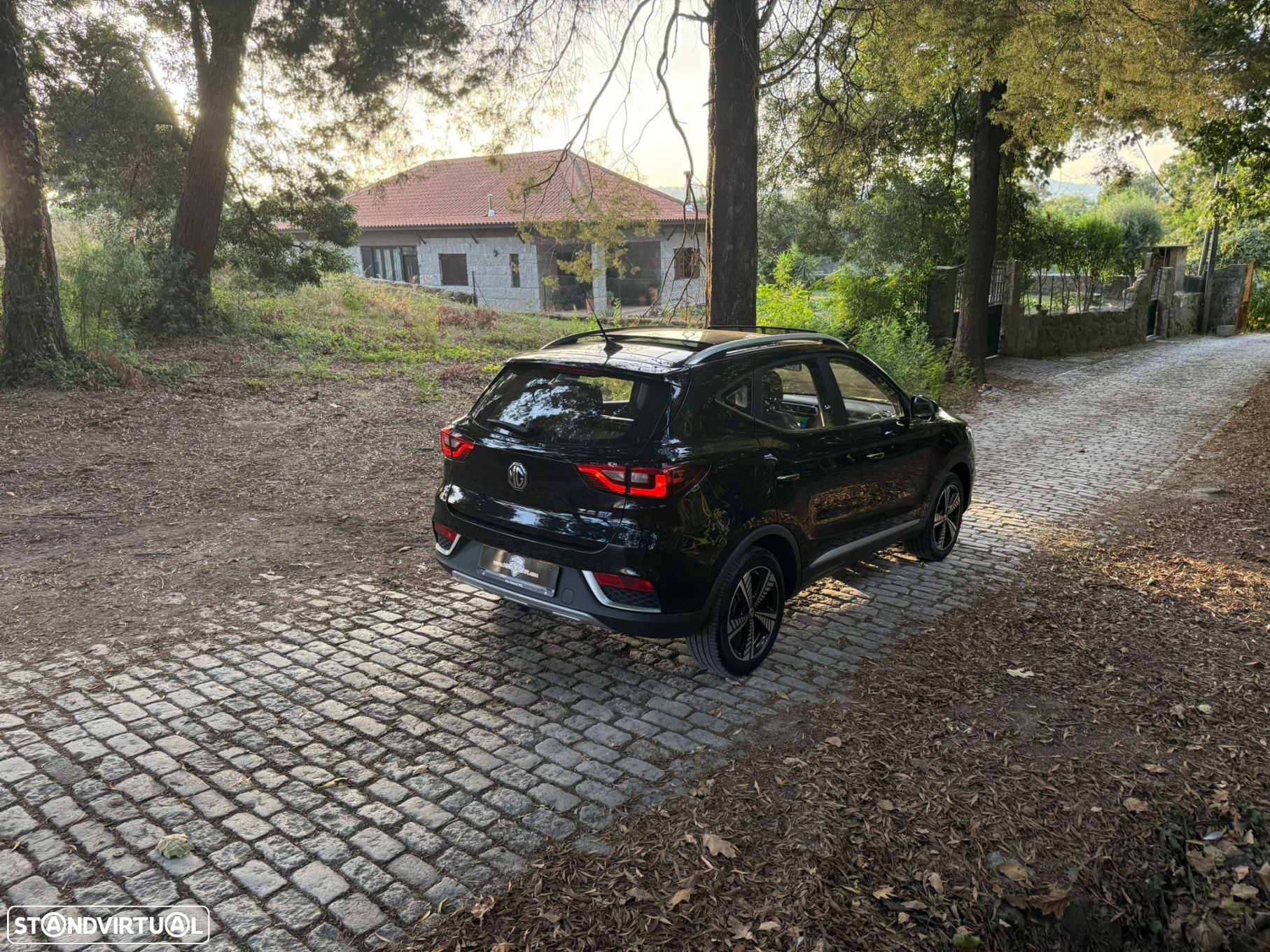 MG ZS - 26