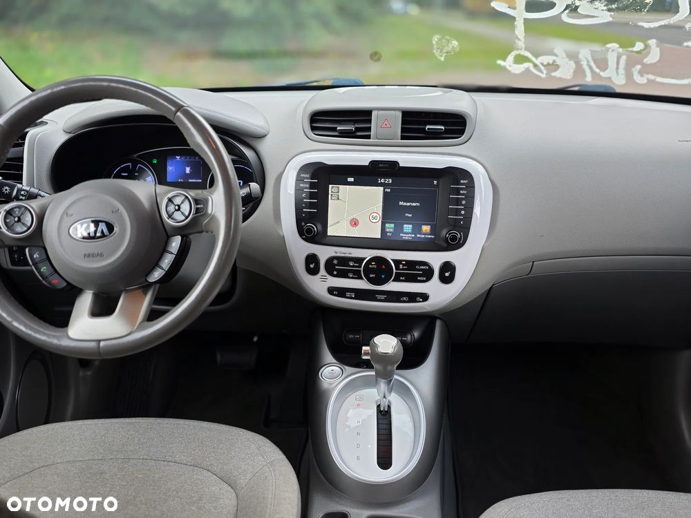 Kia Soul EV - 13