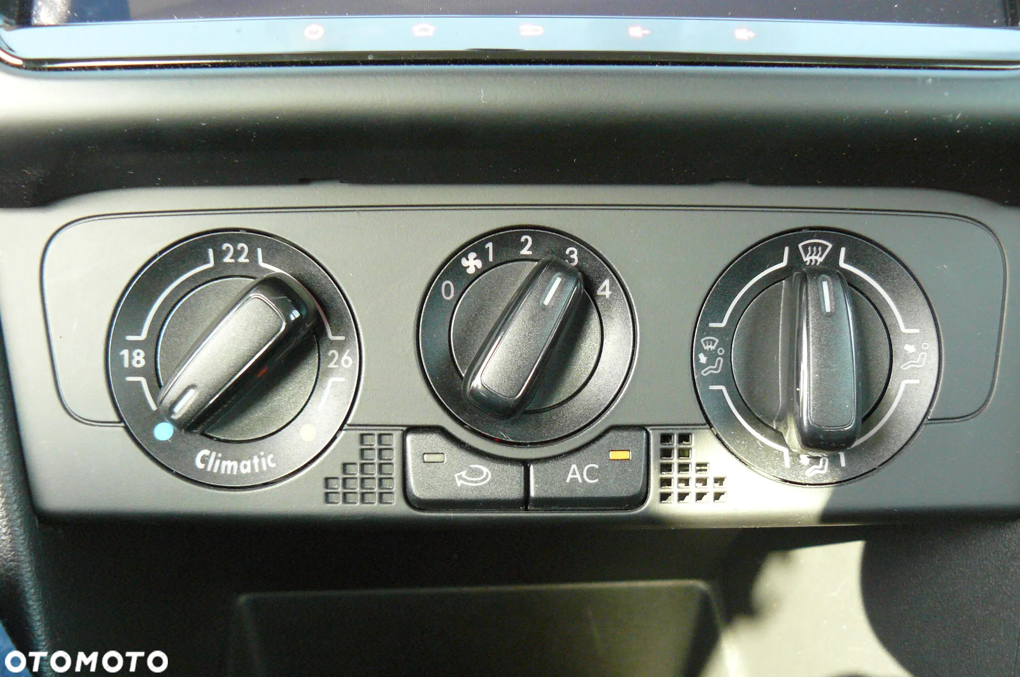 Volkswagen Polo - 28