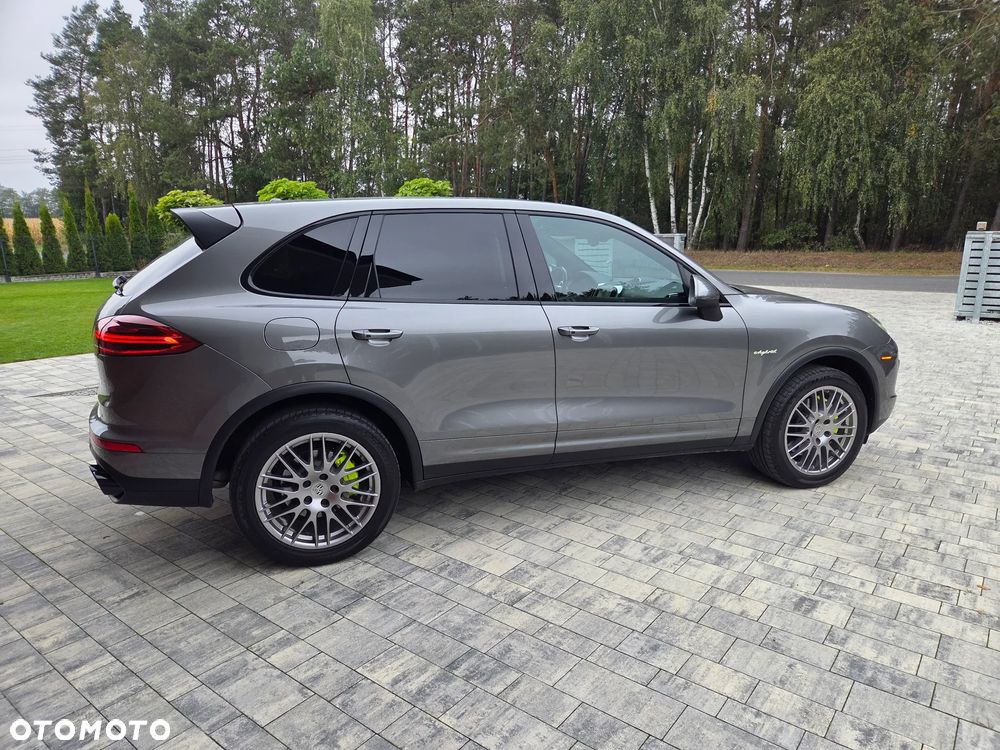 Porsche Cayenne S Hybrid Tiptronic S - 22