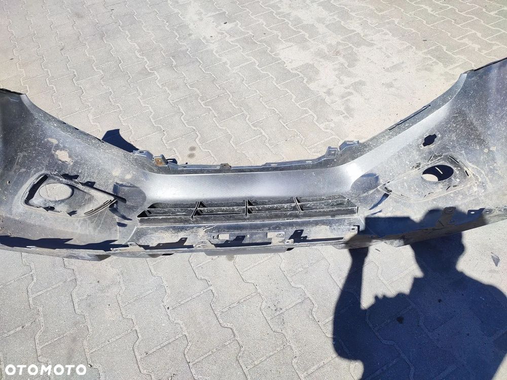 Zderzak przód przedni 620224JU0H Nissan Navara IV 4 - 6