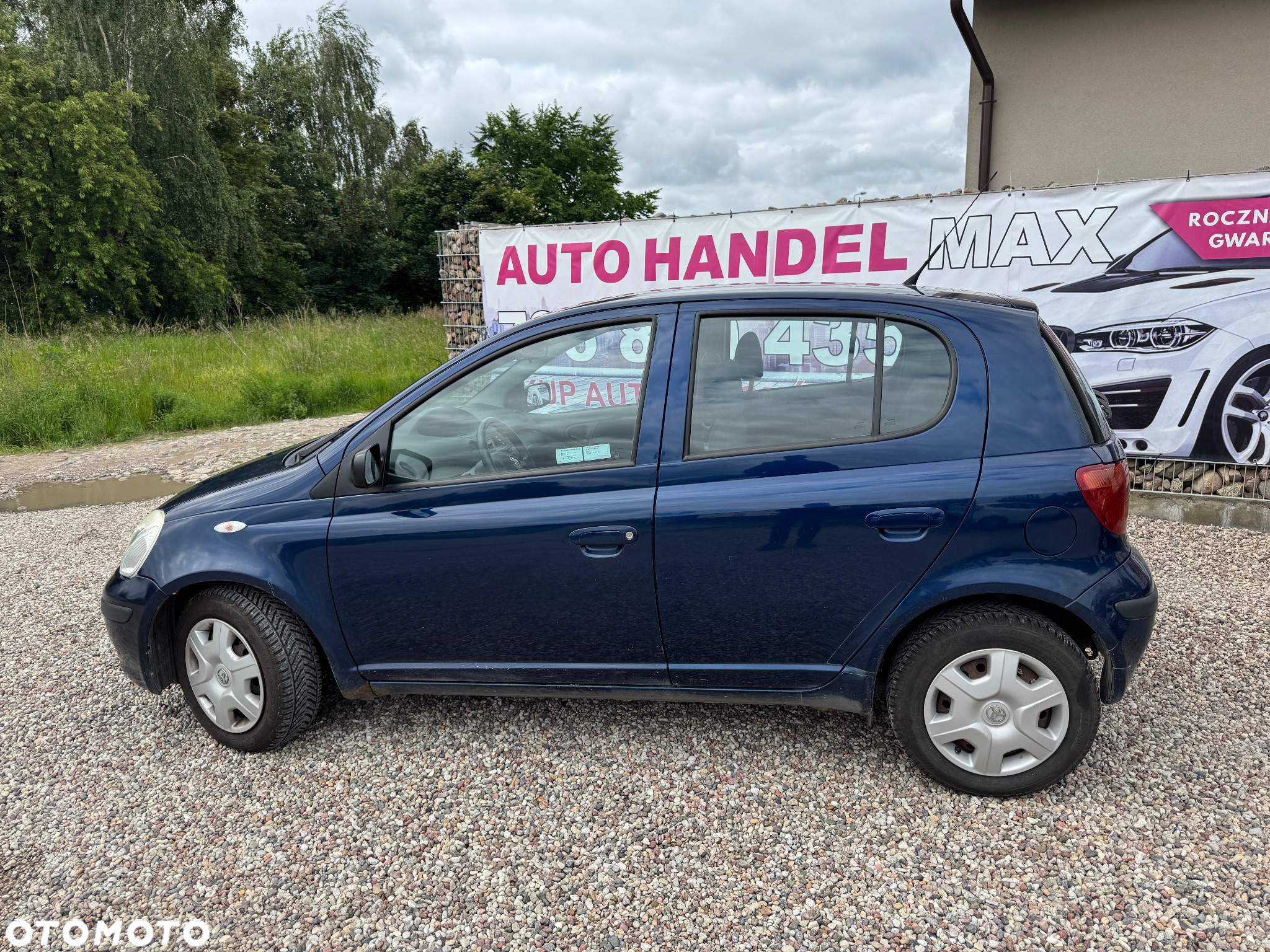 Toyota Yaris 1.0 Terra MM - 10