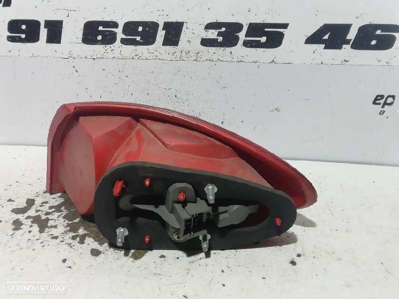 FAROLIM TRASEIRO ESQUERDO ALFA ROMEO 147 2003 - - 1