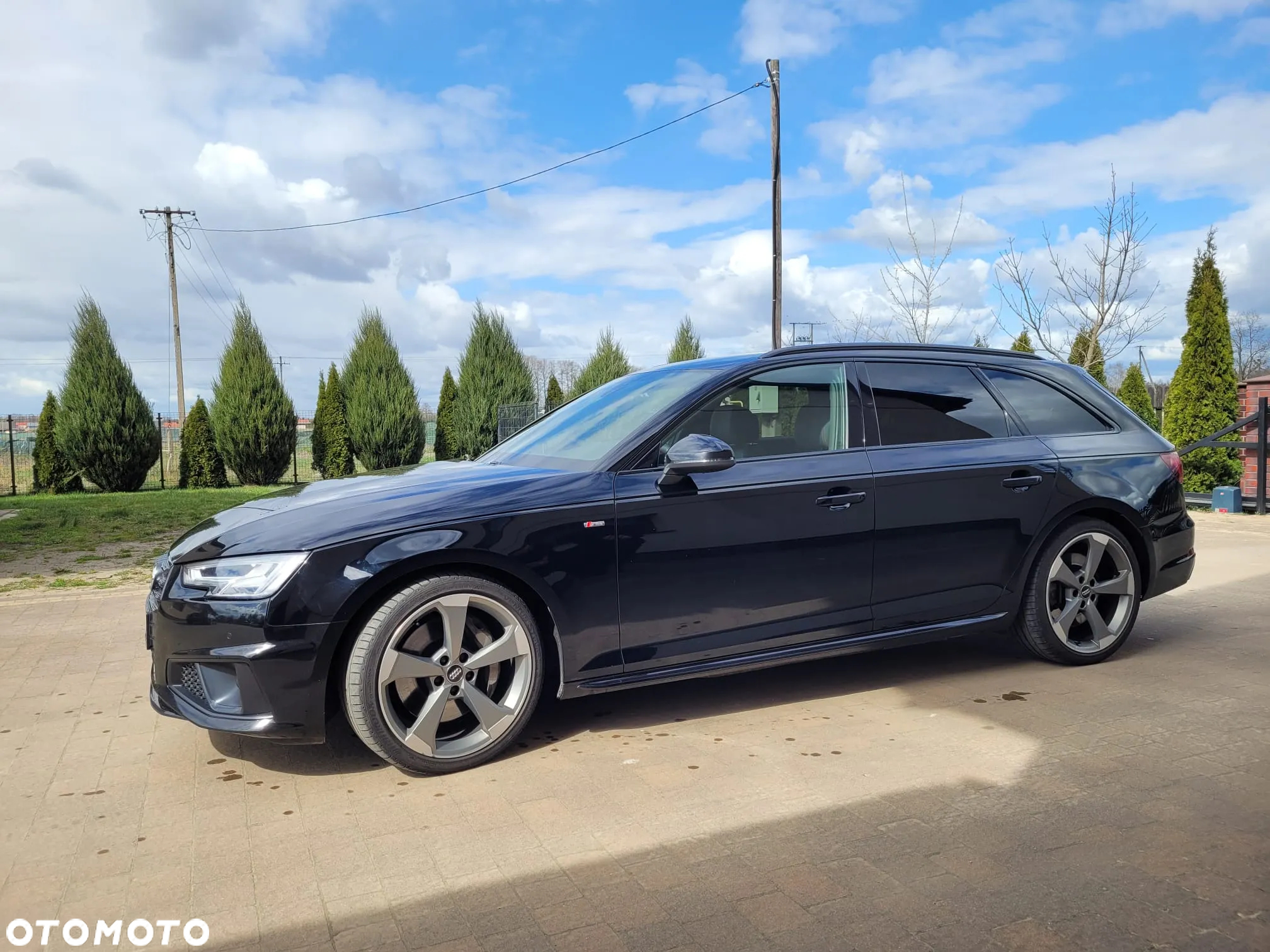 Audi A4 Avant 45 TDI quattro tiptronic S line - 16