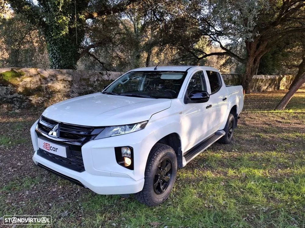 Mitsubishi L200 2.3 DI-D Club Invite 4WD - 6