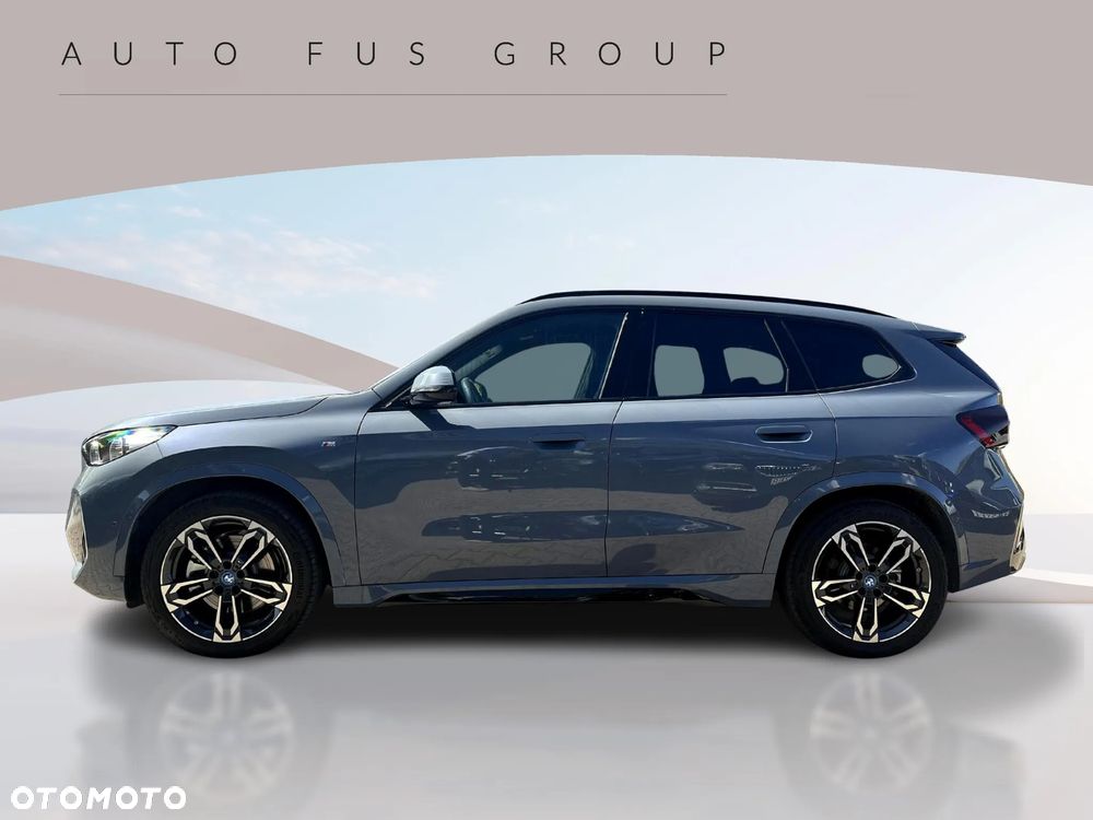 BMW iX1 xDrive30 66.5kWh M Sport - 3