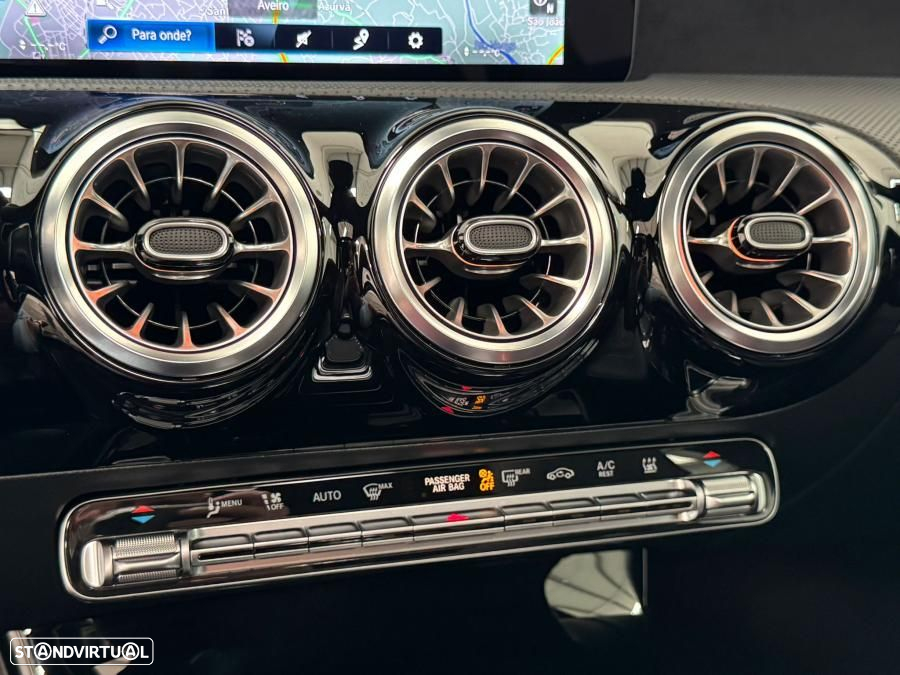 Mercedes-Benz A 250 e AMG Line - 44