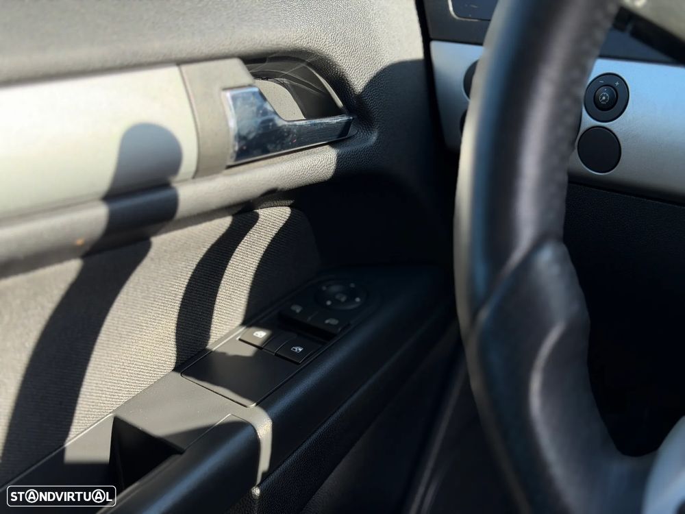 Opel Astra GTC 1.7 CDTI - 15