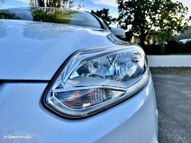 Ford Focus 1.0 EcoBoost S&S SYNC Edition - 27