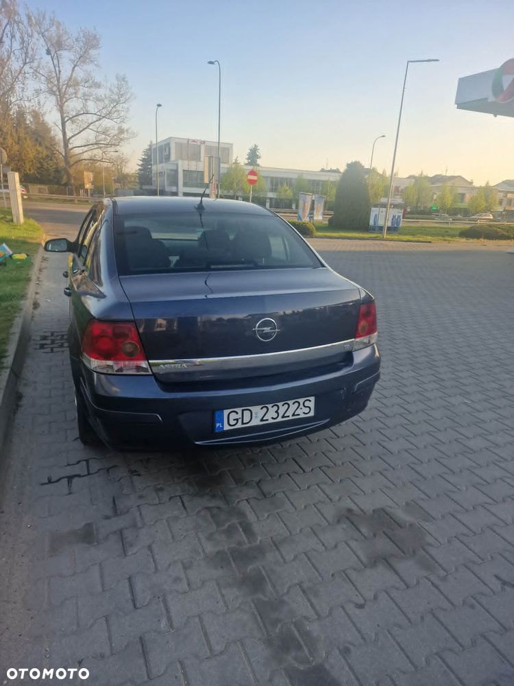 Opel Astra 1.8 Enjoy - 7