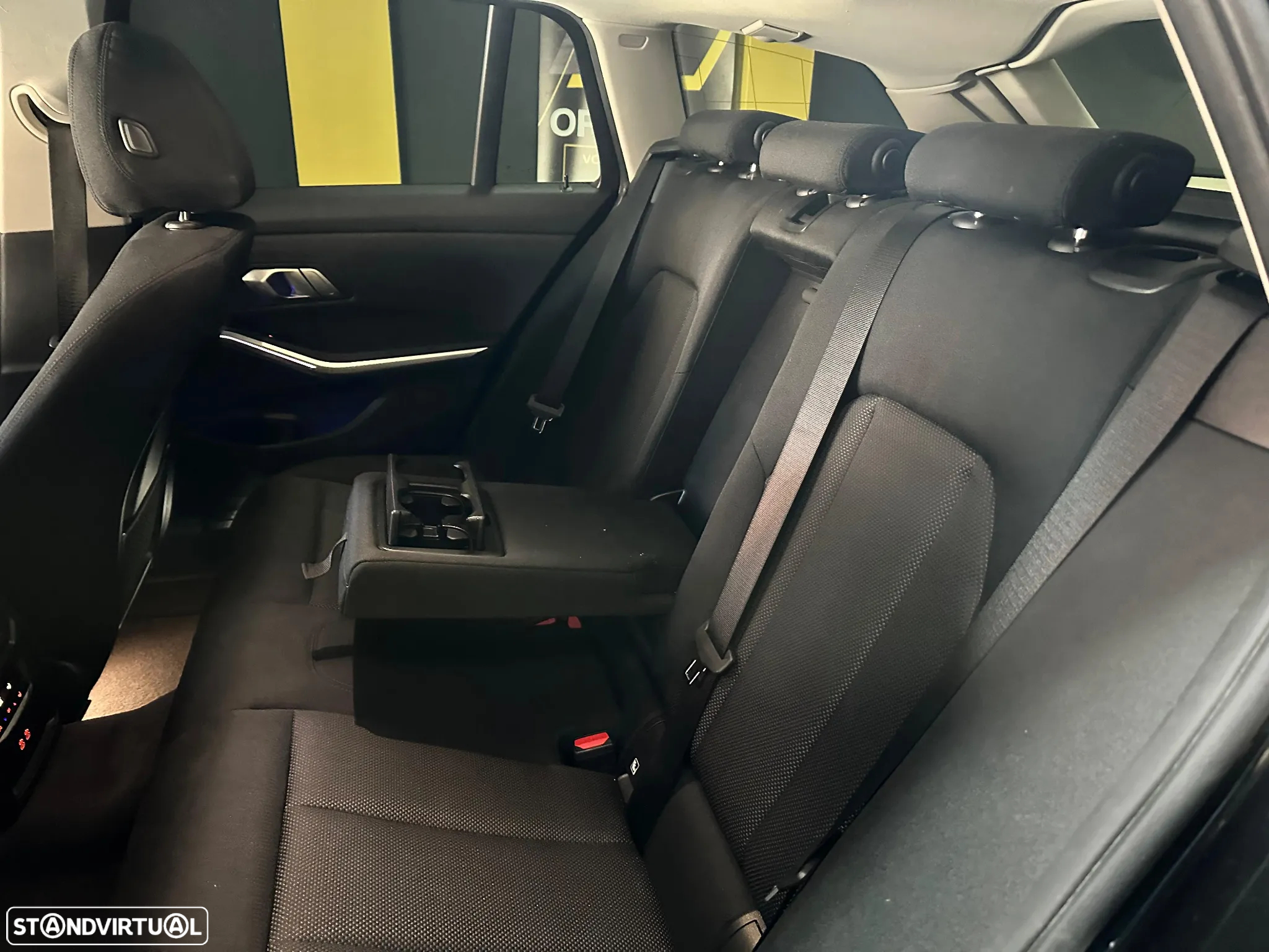 BMW 318 d Touring Auto - 28