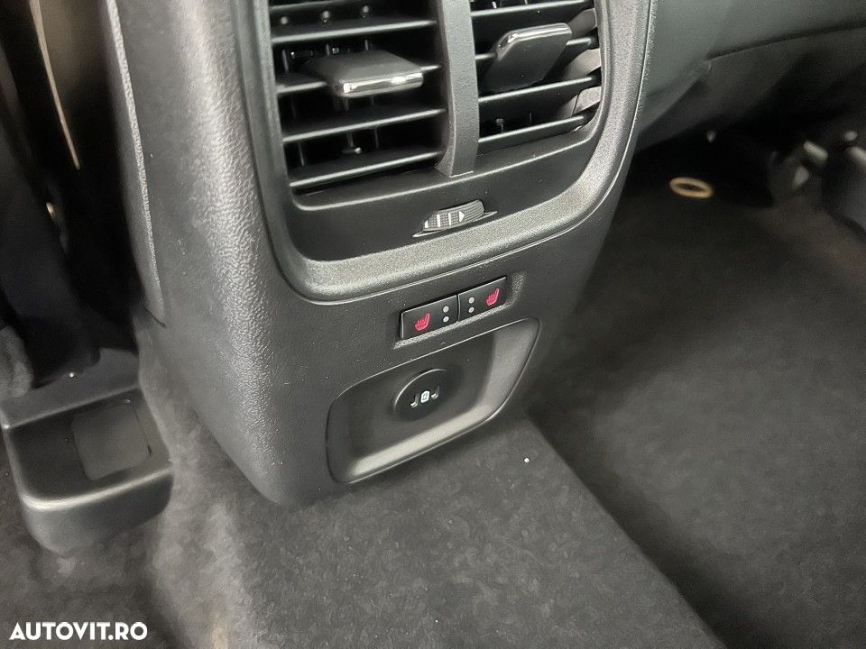 Ford Kuga 2.5 Duratec AWD FHEV Active X - 30