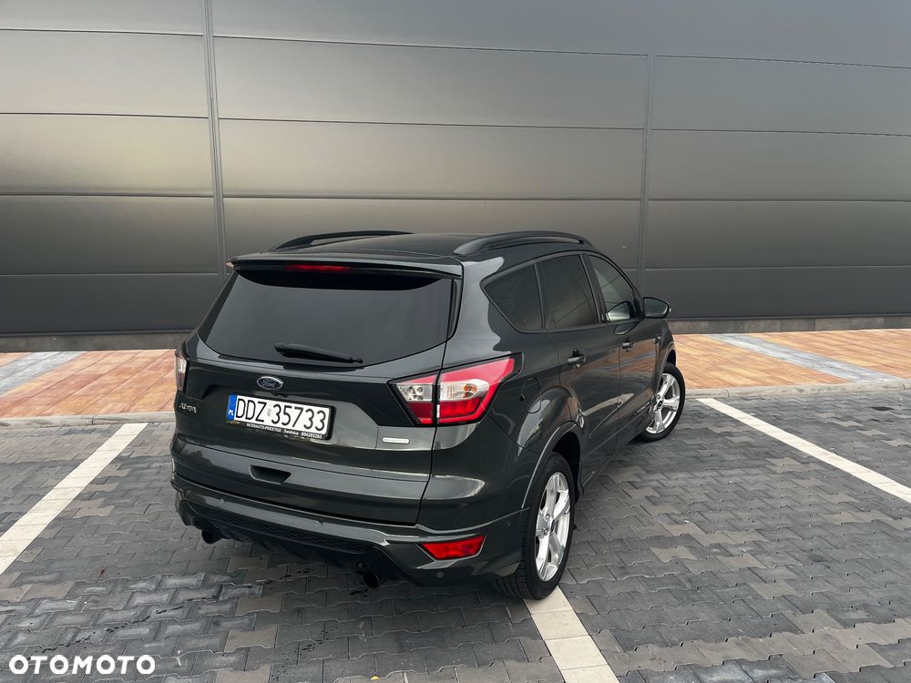 Ford Kuga 1.5 EcoBoost 2x4 ST-Line - 6