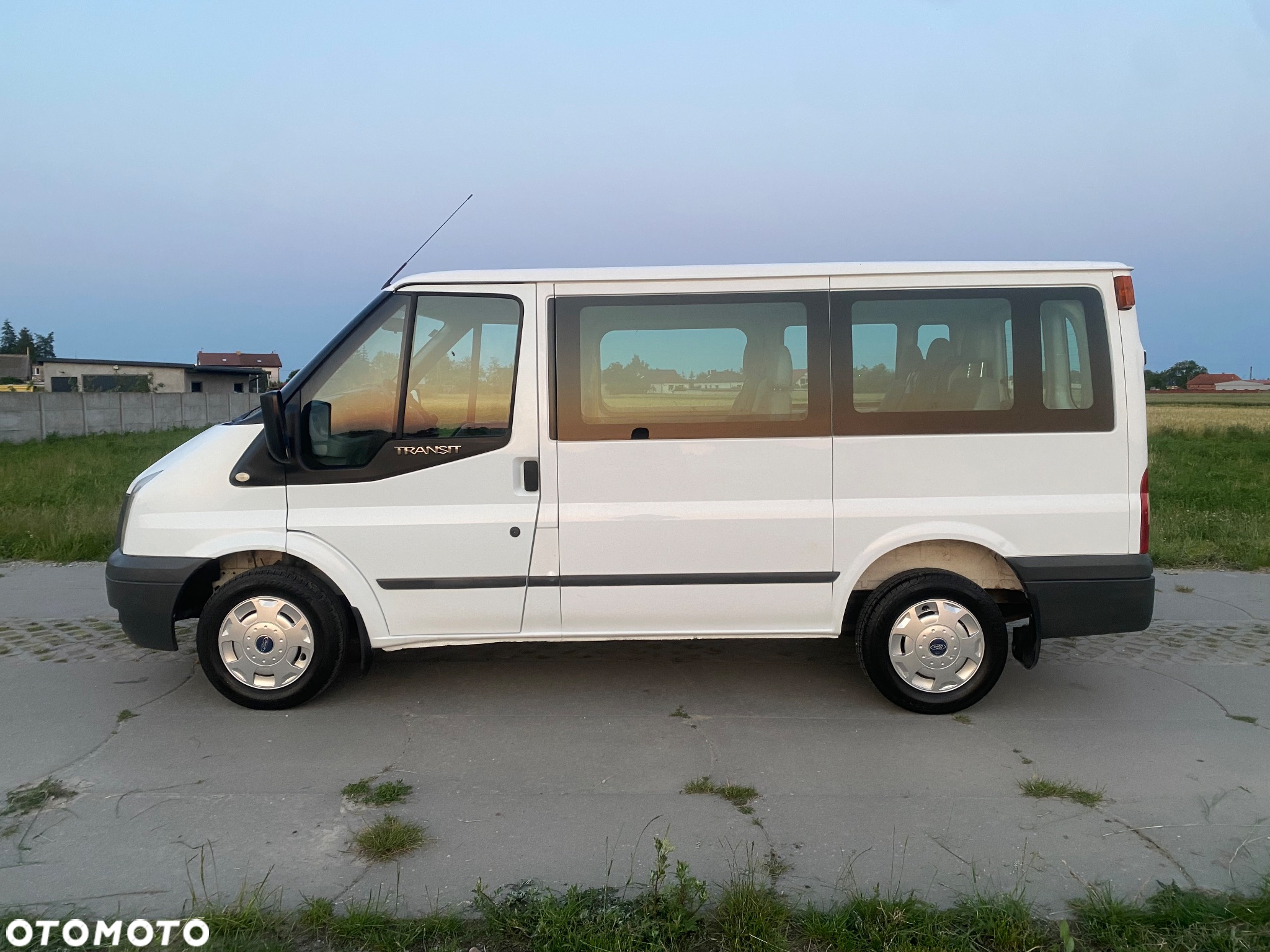 Ford Transit - 4