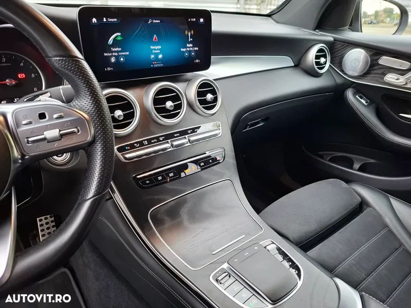 Mercedes-Benz GLC 220 d 4Matic 9G-TRONIC AMG Line Plus - 21
