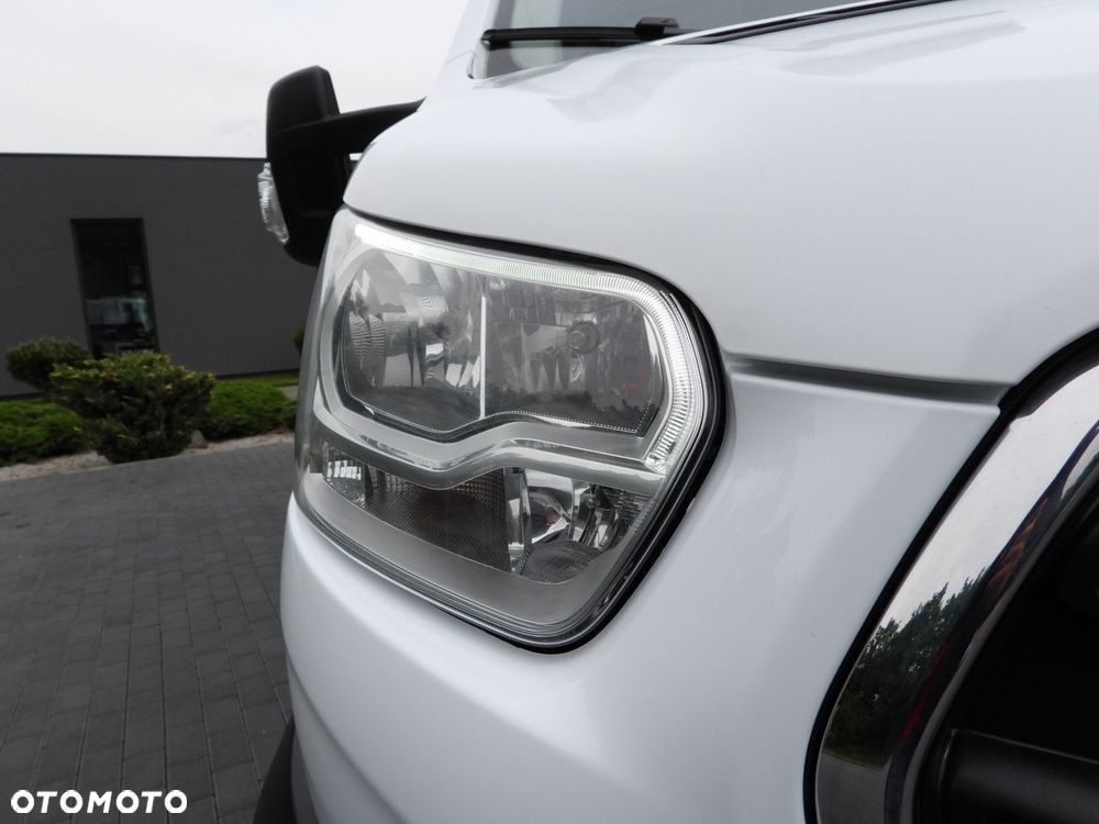 Ford TRANSIT KONTENER / CHŁODNIA 5*C / TEMPOMAT LEDY BLIŹNIACZE KOŁA KLIMATYZACJA  130KM - 21
