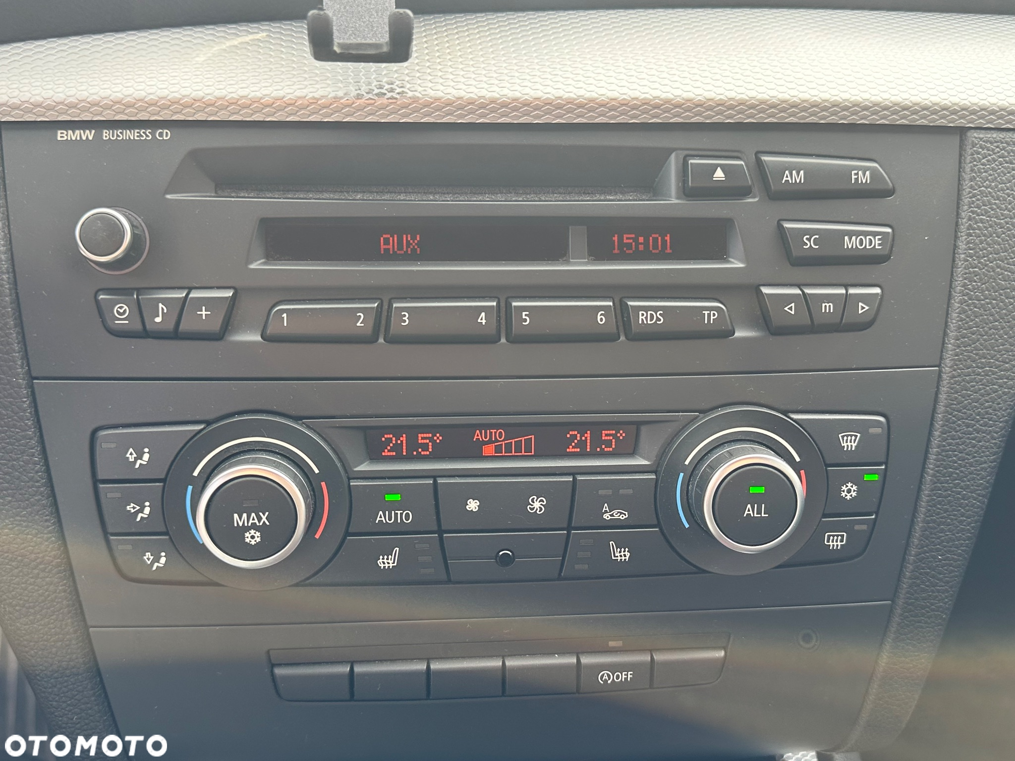 BMW Seria 1 123d - 15