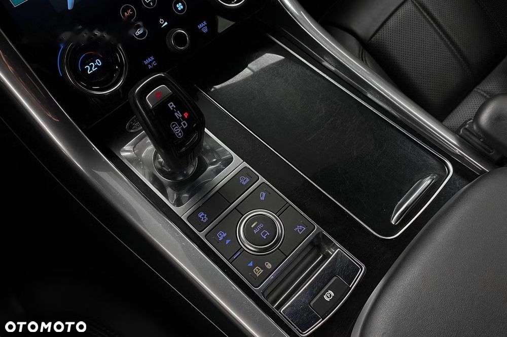 Land Rover Range Rover Sport - 13