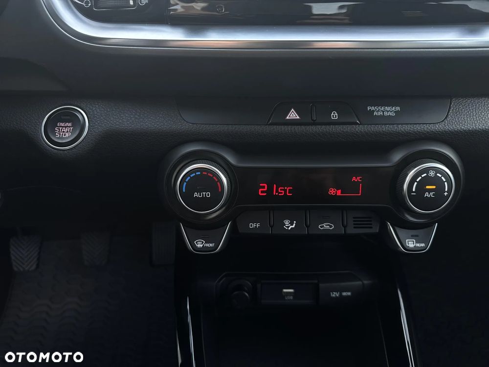 Kia Stonic 1.0 T-GDI MHEV L - 23