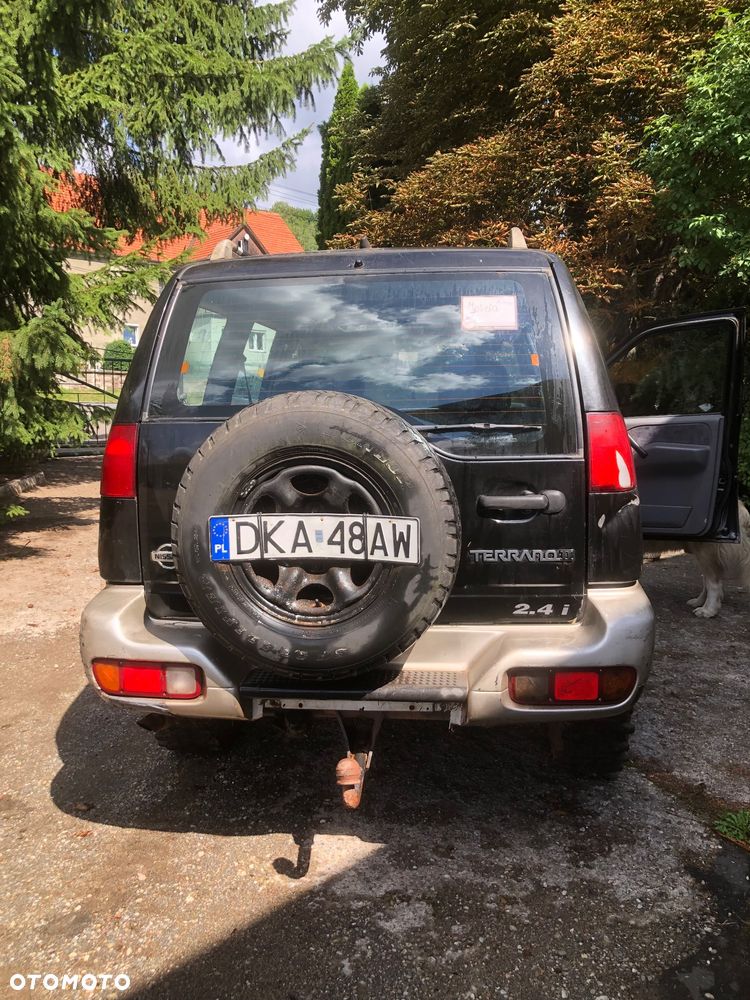Nissan Terrano - 3