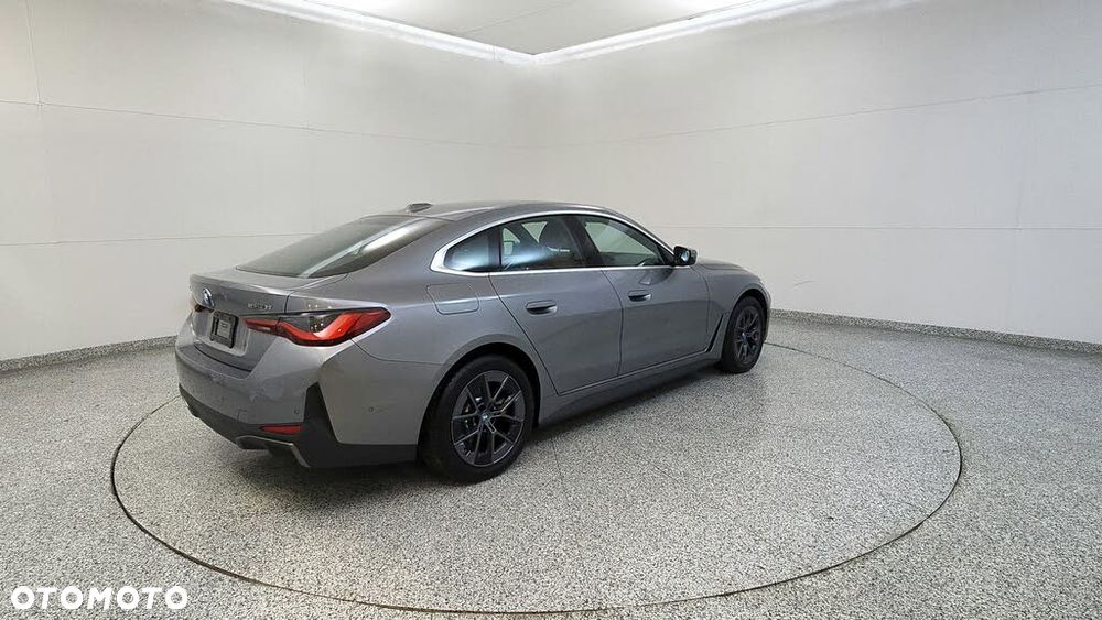 BMW i4 80.7kWh eDrive 35 - 7