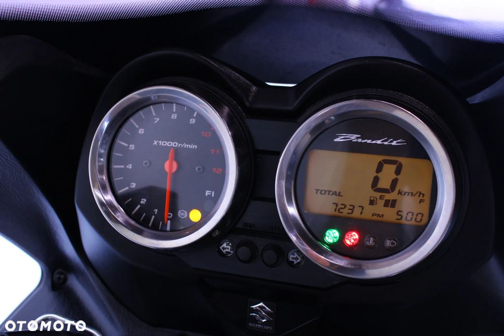 Suzuki Bandit - 8