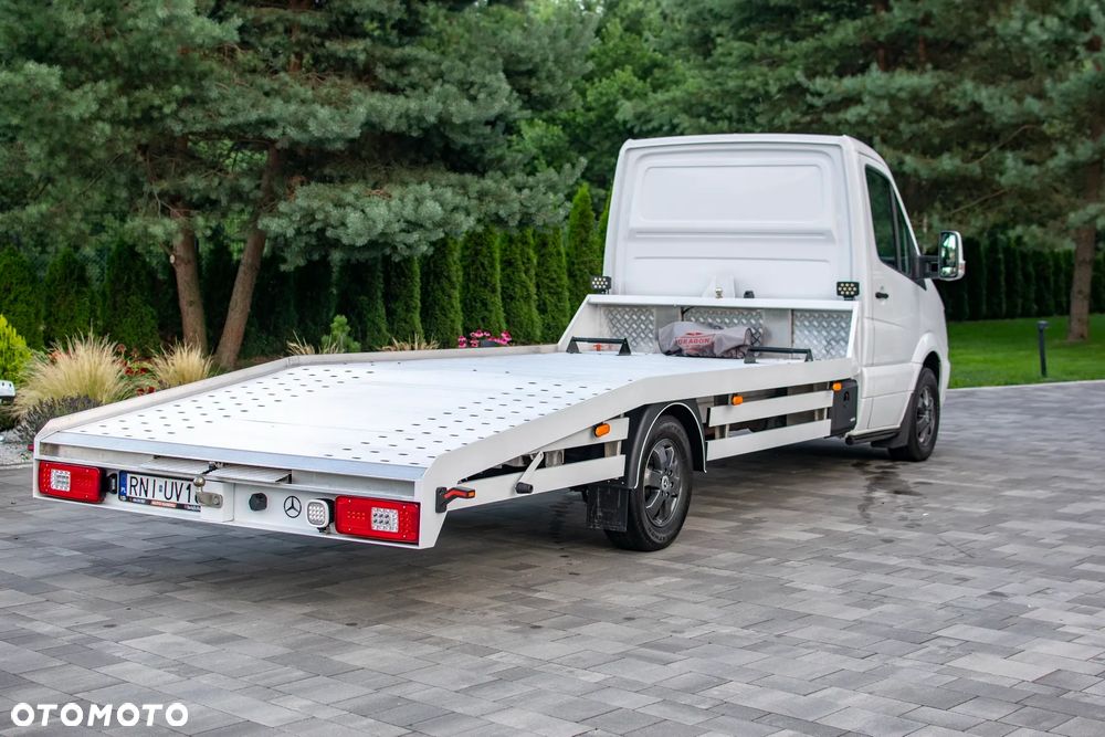 Mercedes-Benz Sprinter 319 - 23