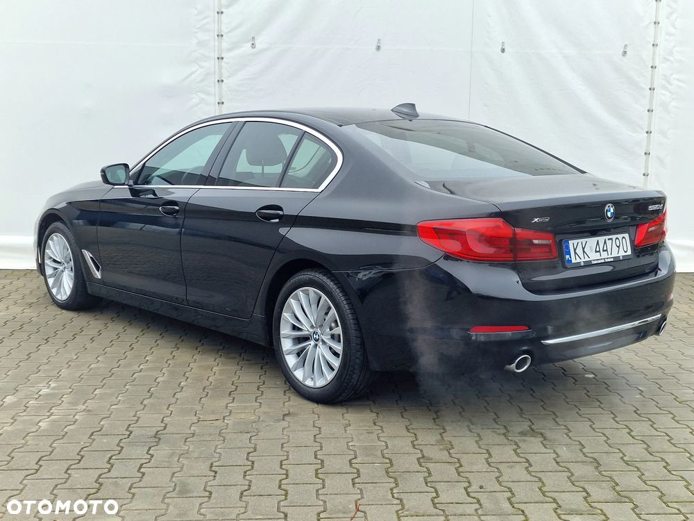 BMW Seria 5 520d xDrive MHEV Luxury Line - 4