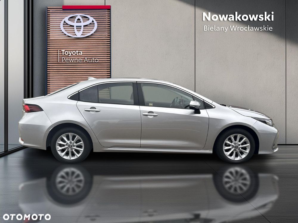 Toyota Corolla - 6