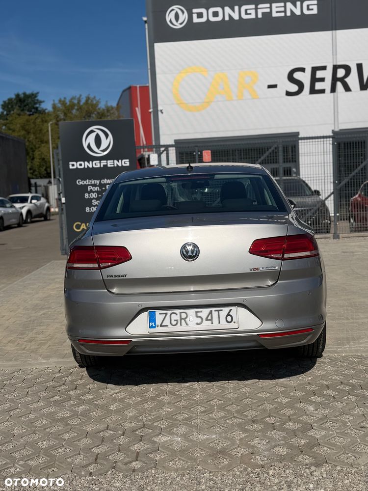 Volkswagen Passat 1.6 TDI BMT Trendline - 9