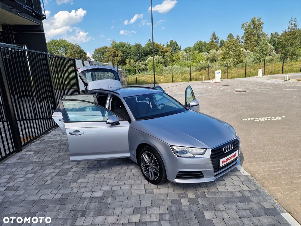 Audi A4 Avant 2.0 TDI S tronic - 31