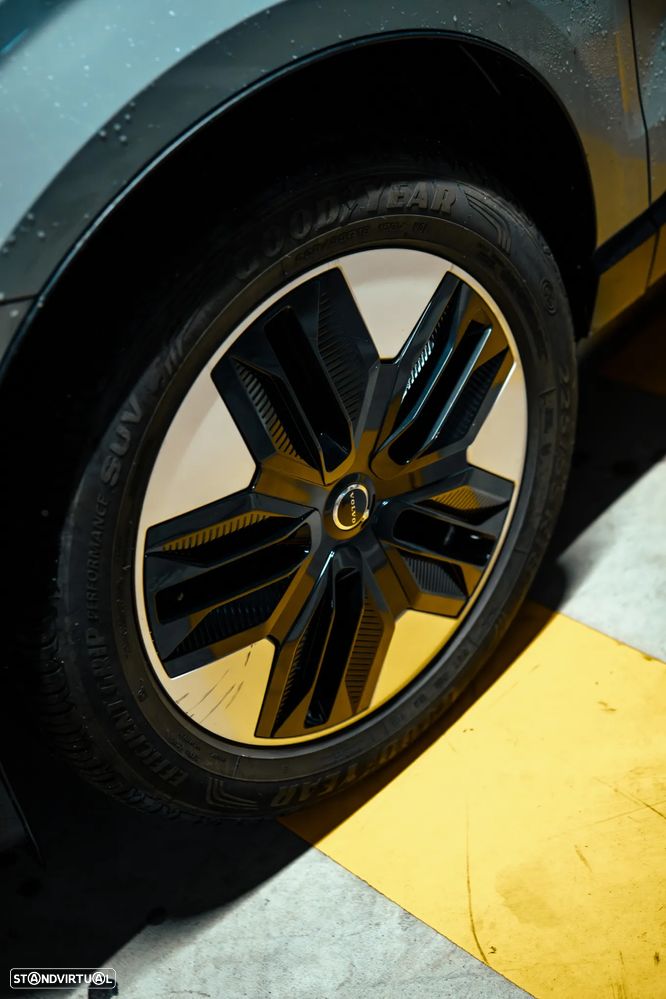 Volvo EX30 69 kWh Single Motor Extended Range Core - 12