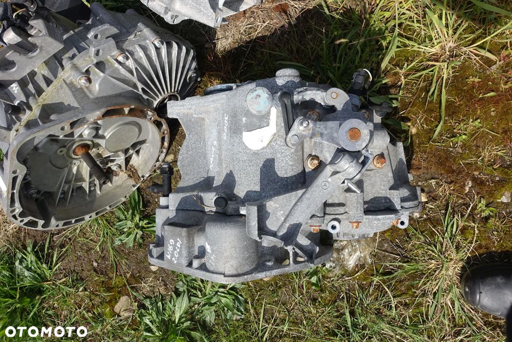 SKRZYNIA BIEGÓW MERCEDES W169 2.0CDI 6 BIEGÓW - 6