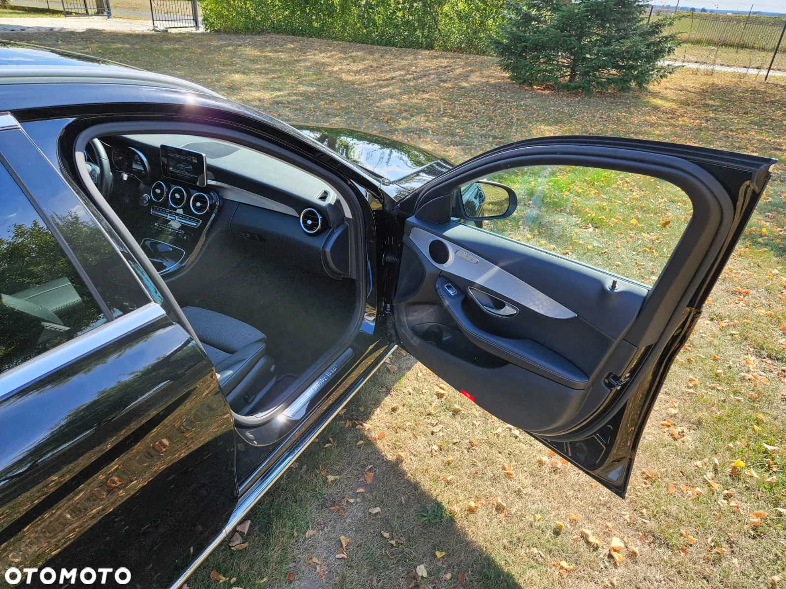 Mercedes-Benz Klasa C 250 d 4-Matic 9G-TRONIC - 28