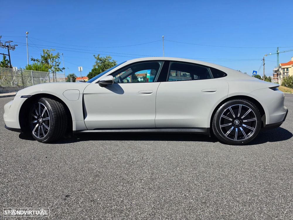 Porsche Taycan 4S - 2