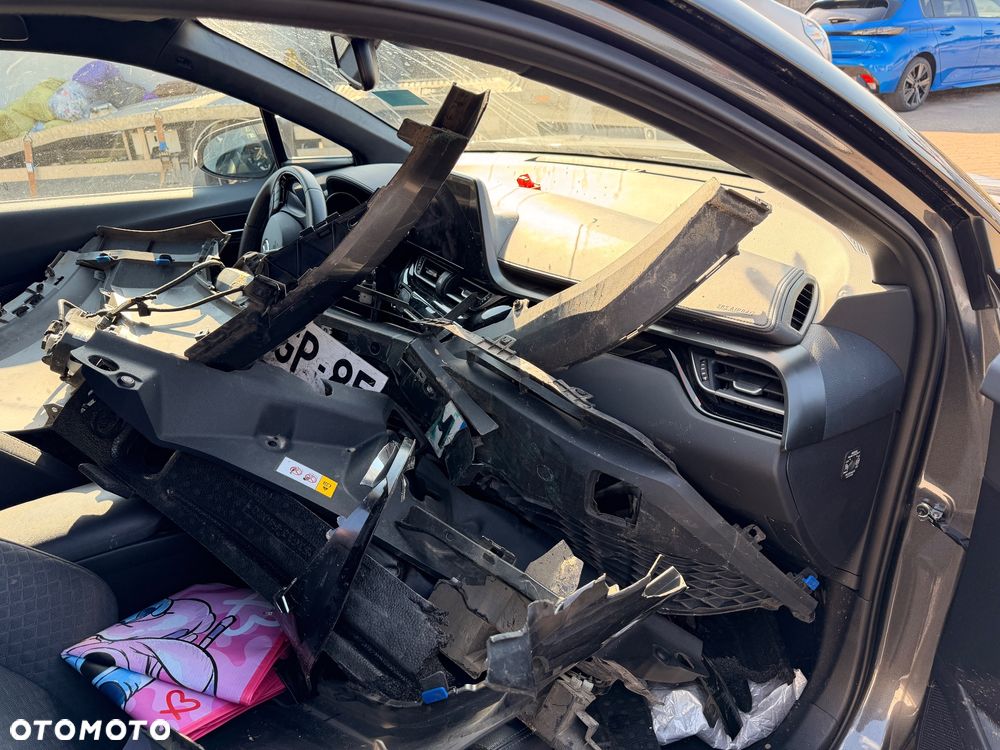 Toyota C-HR 2.0 Lounge - 7