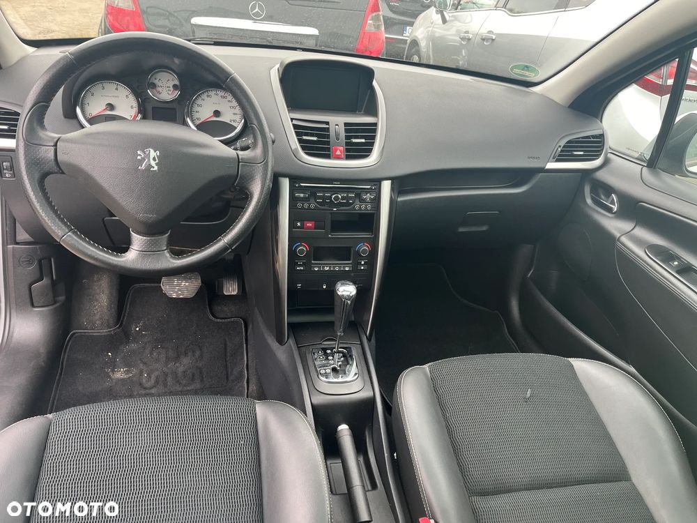 Peugeot 207 120 Automatik Sport - 20