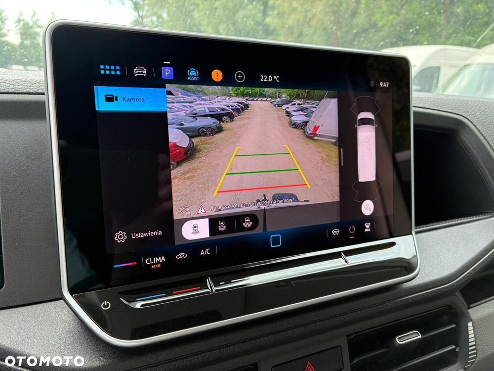 Volkswagen Crafter 35 Furgon z wysokim dachem 2,0 177 KM /Automatyczna r. o. 4490 mm - 28