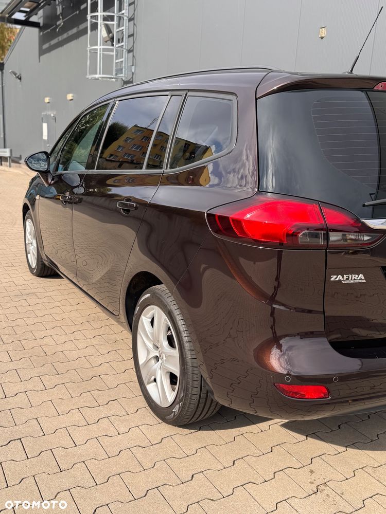 Opel Zafira - 9