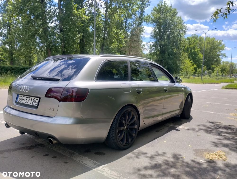Audi A6 Avant 2.4 Quattro - 15