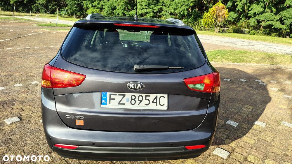 Kia Ceed 1.6 GDI L - 10
